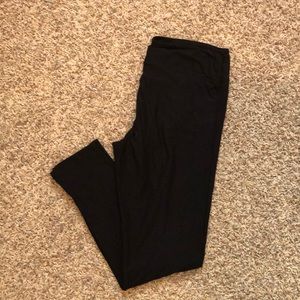 LulaRoe BLACK TC leggings